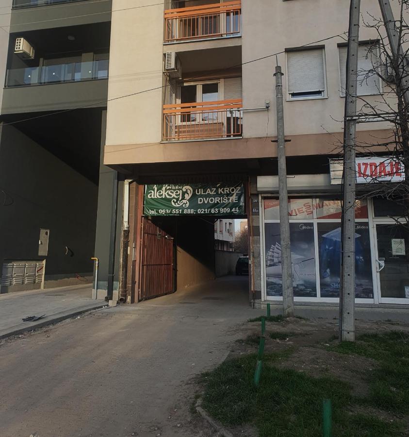Apartman 64 - Besplatan Parking Za Goste 노비사드 외부 사진